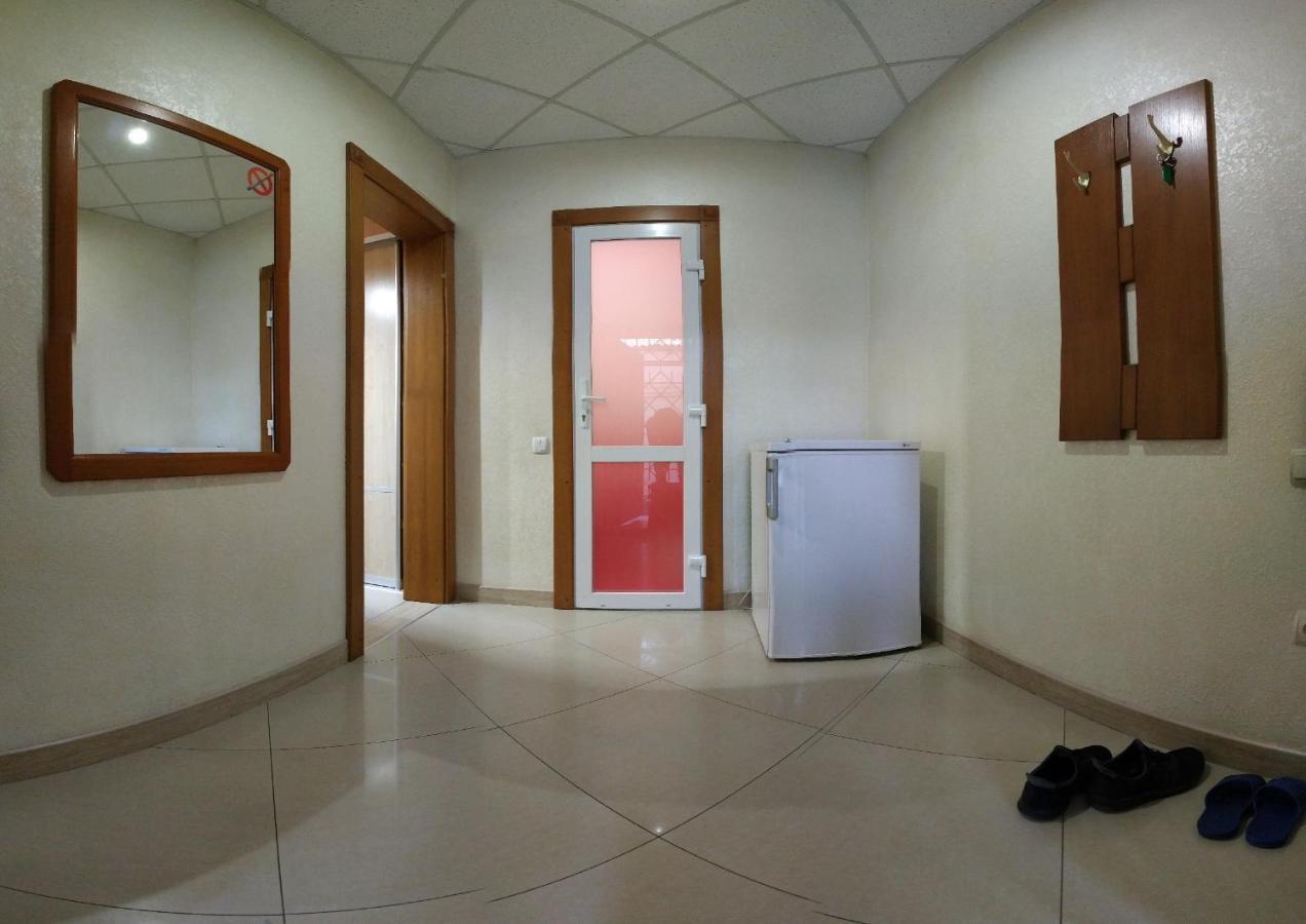 Дизайнерские - Апартаменты - Центр Vinnytsia Ngoại thất bức ảnh