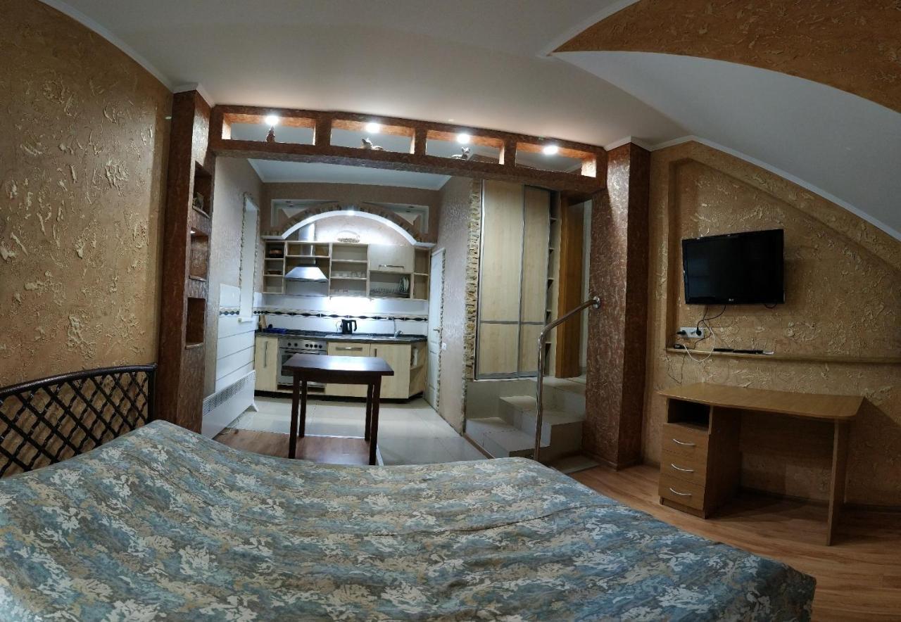 Дизайнерские - Апартаменты - Центр Vinnytsia Ngoại thất bức ảnh